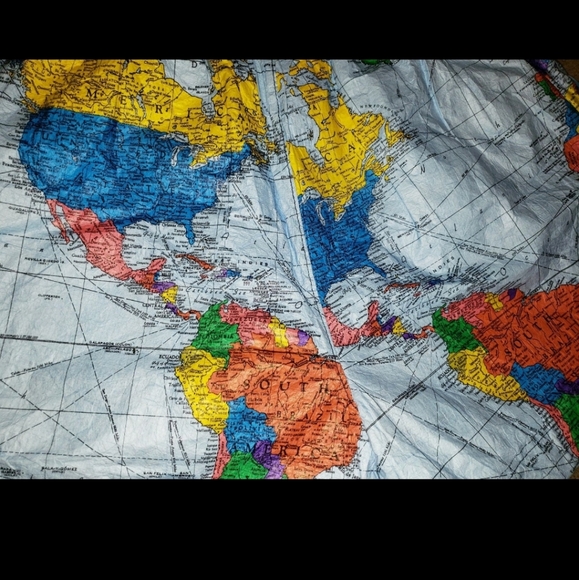 Ty-Breakers World Map Crinkle Textured Tyvek Shorts Men's XXL Vintage VERY RARE - Picture 5 of 7